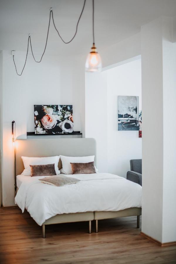 The Loft Lodge - Suiten Brunswick Exterior foto